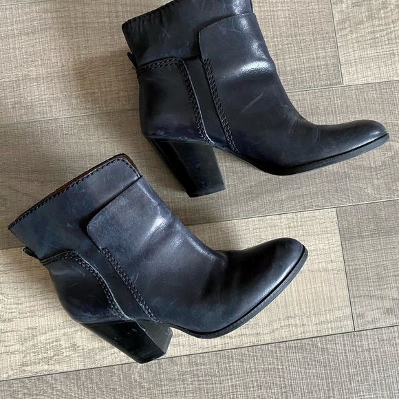 Nine West leather boots - Picture 2 of 3